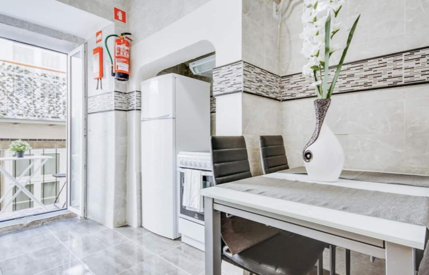 3 Bedroom Apartment In Baixa With River View Lisboa Exteriér fotografie